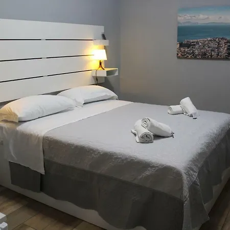 Bed & Breakfast Station Garibaldi 4*