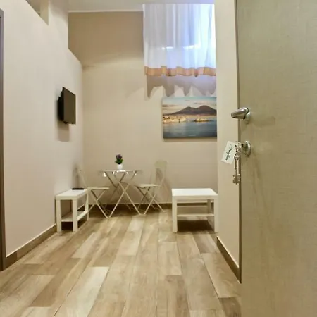 Station Garibaldi Bed & Breakfast Napoli