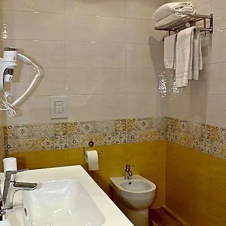 Bed & Breakfast Station Garibaldi Napoli