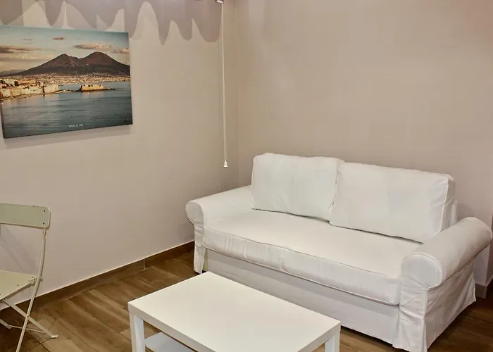 ベッド・アンド・ブレックファスト Station Garibaldi