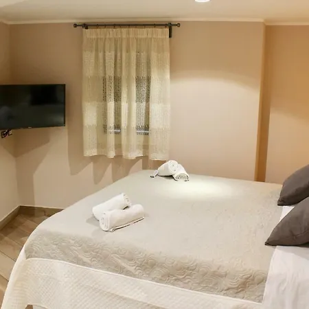 ベッド・アンド・ブレックファスト Station Garibaldi ナポリ